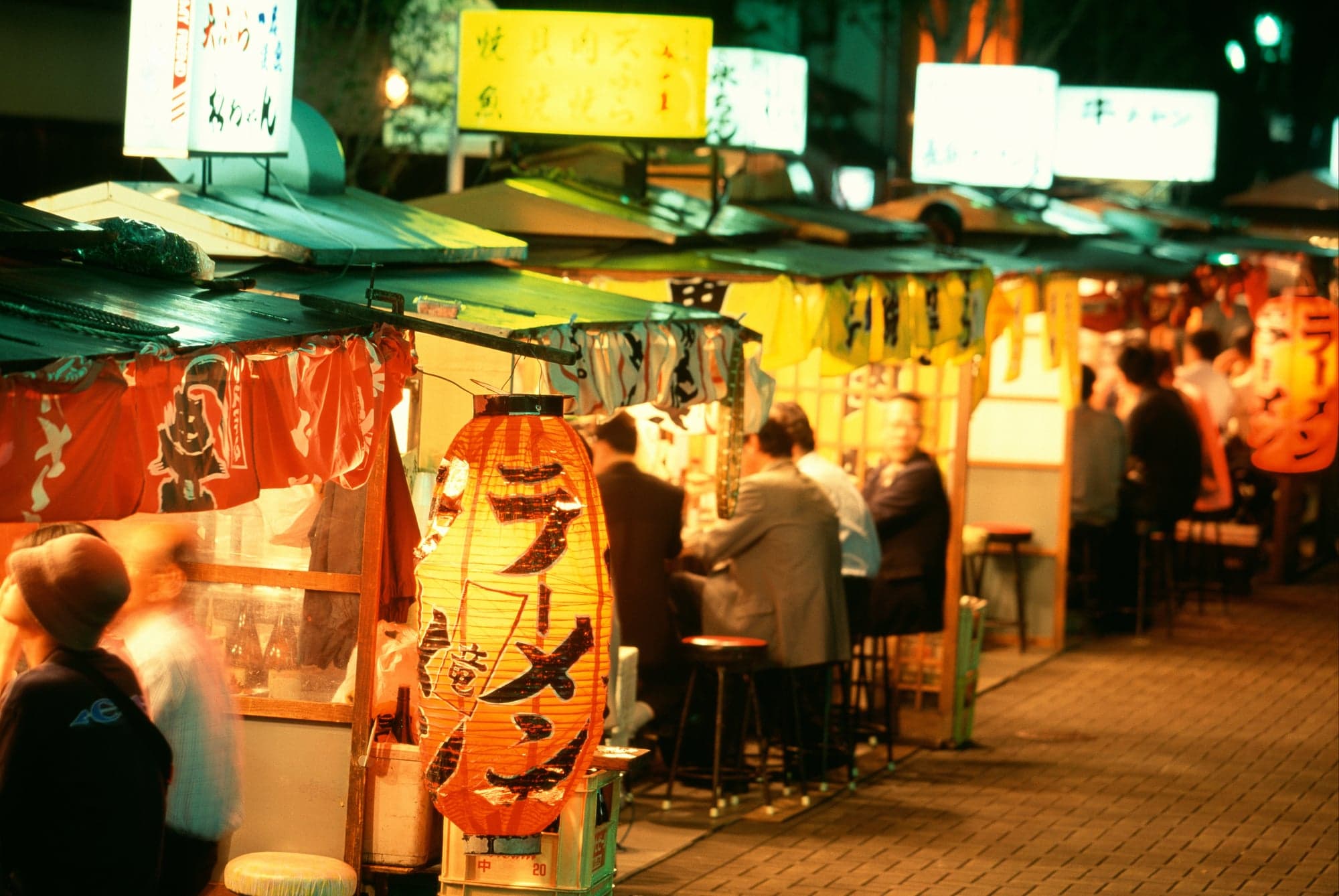 福岡の夜を彩る屋台街