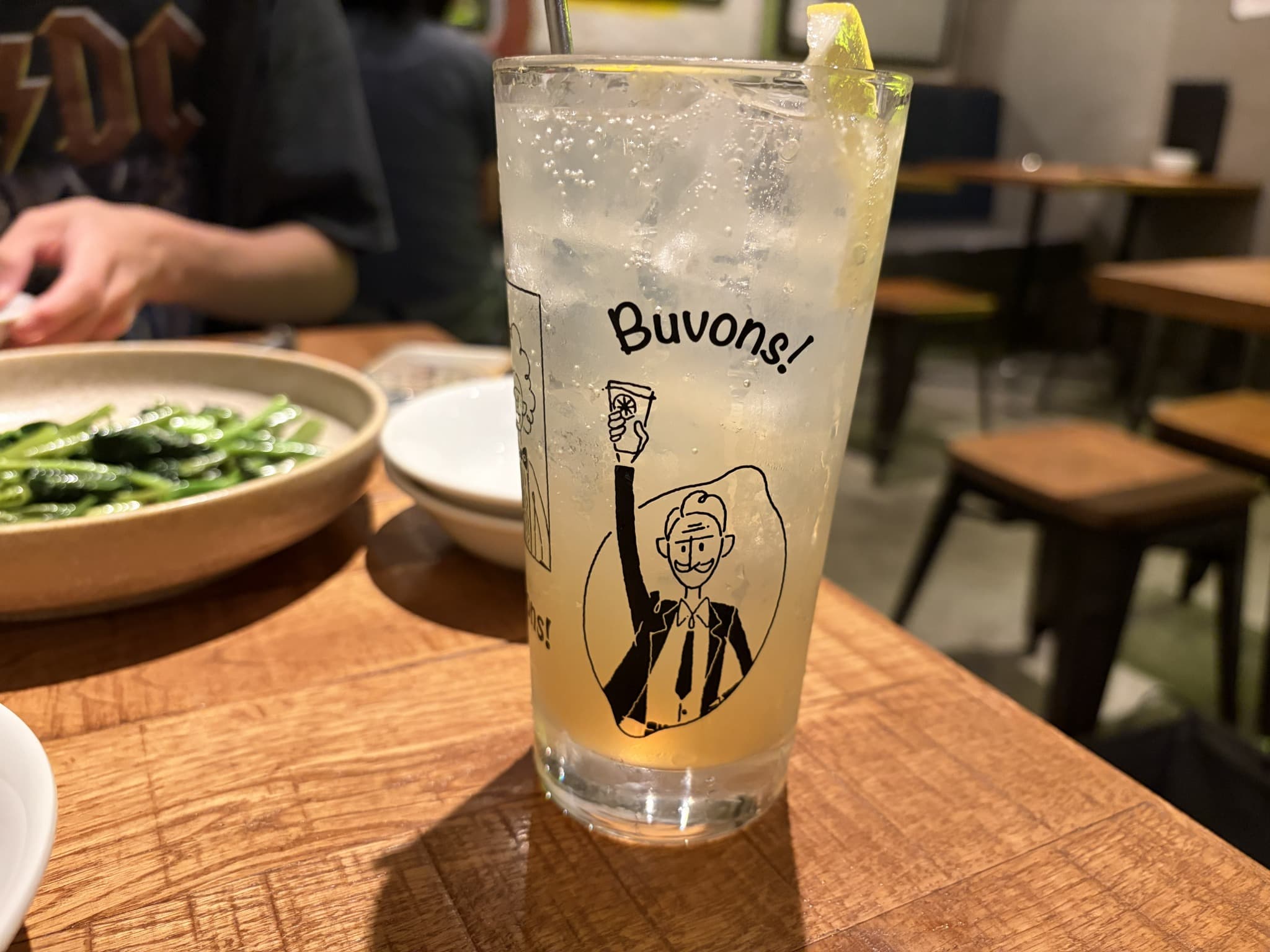 スタンド キッチン ルポンの自家製レモンサワー